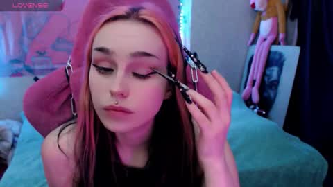 Snapshot of pineapple_dope chatting on March 21, 2026, 9:51 pm Nancy online show from March 21, 2026, 9:51 pm