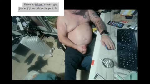 pini_z online show from December 28, 2024, 12:47 am