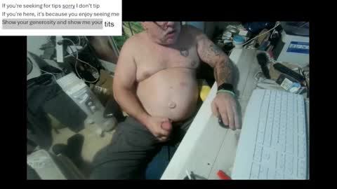 pini_z online show from January 21, 2025, 8:21 pm