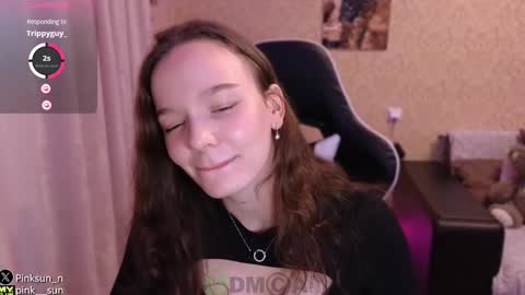 Snapshot of pink__sun chatting on March 1, 2025, 3:16 pm Stephanie online show from March 1, 2025, 3:16 pm