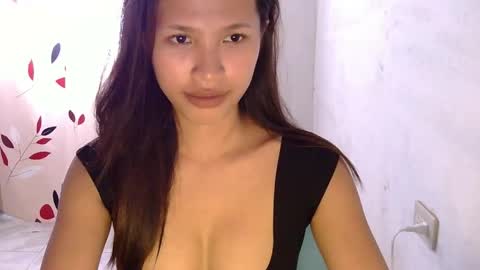 pink_bubbles011 online show from May 19, 2026, 5:03 am