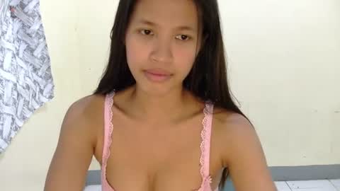 pink_bubbles011 online show from July 8, 2026, 7:13 am