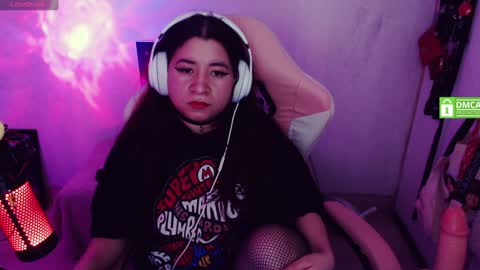 Kitty online show from December 18, 2024, 2:21 am