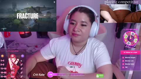 Kitty online show from February 8, 2025, 3:42 pm