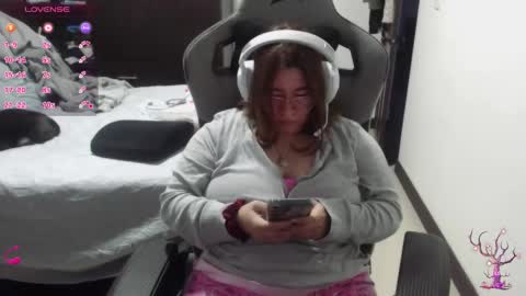 Kitty online show from December 17, 2025, 11:11 pm