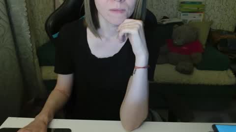 Snapshot of pink_martinis chatting on September 12, 2025, 5:13 pm Pink MartinIS online show from September 12, 2025, 5:13 pm