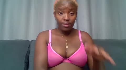 pinkyy online show from July 13, 2026, 8:11 pm