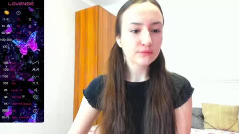 pink_soda33 online show from May 25, 2026, 9:04 am