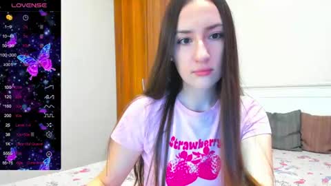 pink_soda33 online show from June 15, 2026, 3:09 am