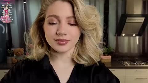 Snapshot of pinkadele chatting on February 13, 2025, 8:38 am Adele online show from February 13, 2025, 8:38 am