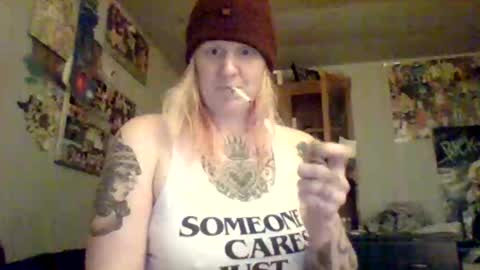 Pinkelephants online show from October 21, 2025, 8:48 am