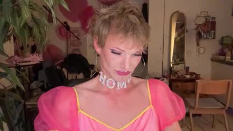 Snapshot of pinkfag chatting on May 11, 2026, 5:43 pm pinkfag online show from May 11, 2026, 5:43 pm