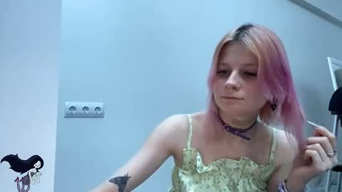 Sara online show from October 23, 2025, 9:24 pm
