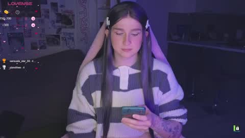 pinkvenom_ online show from April 27, 2026, 5:55 pm