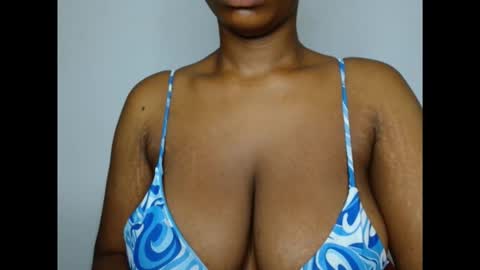 pinkxsugar online show from February 15, 2026, 3:36 am