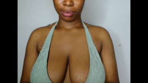 Snapshot of pinkxsugar chatting on June 15, 2026, 5:59 pm pinkxsugar online show from June 15, 2026, 5:59 pm