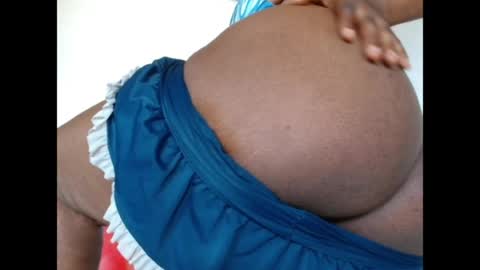 Snapshot of pinkxsugar chatting on June 17, 2026, 2:40 pm pinkxsugar online show from June 17, 2026, 2:40 pm