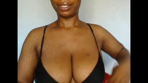 Snapshot of pinkxsugar chatting on July 1, 2026, 3:45 pm pinkxsugar online show from July 1, 2026, 3:45 pm