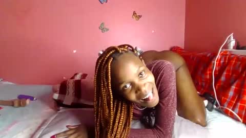 pinky_cockoo online show from March 2, 2026, 12:35 am