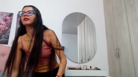 pinky_f00x online show from February 13, 2026, 7:43 pm