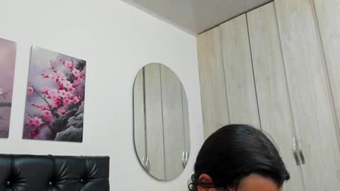 pinky_f00x online show from July 18, 2026, 9:18 pm