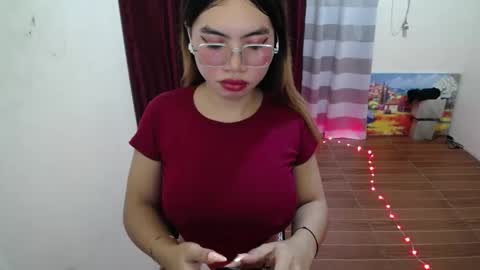Snapshot of pinky_pussybobby69 chatting on May 4, 2026, 4:47 pm Tina online show from May 4, 2026, 4:47 pm