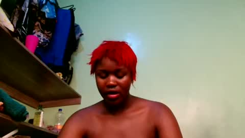 Snapshot of pinkylips_ebony chatting on June 17, 2026, 7:48 pm pinky online show from June 17, 2026, 7:48 pm
