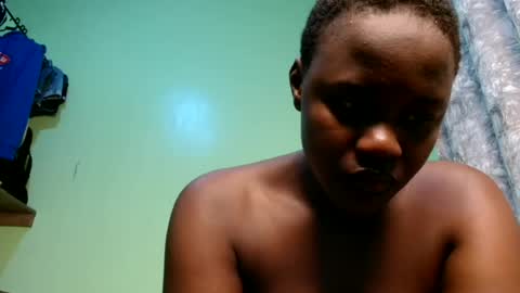 Snapshot of pinkylips_ebony chatting on June 27, 2026, 7:19 pm pinky online show from June 27, 2026, 7:19 pm