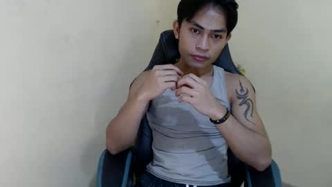 Snapshot of pinoy_palautogxxx chatting on December 5, 2025, 8:34 am pinoy_palautogxxx online show from December 5, 2025, 8:34 am