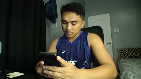 Adrianne online show from February 5, 2026, 10:42 am