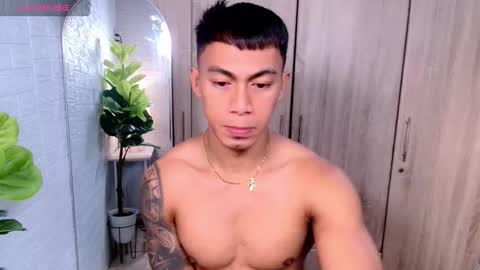 ethan online show from October 2, 2025, 1:45 am