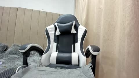 pipe hot04 online show from April 11, 2026, 7:45 am