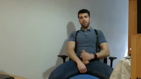 Snapshot of pitruki00 chatting on February 8, 2026, 2:42 pm pitruki00 online show from February 8, 2026, 2:42 pm