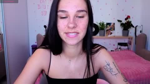 Molly online show from July 5, 2026, 2:29 am