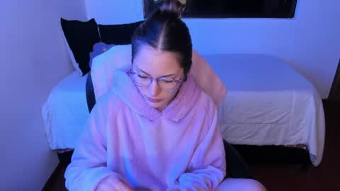 Snapshot of pixiedaemon chatting on July 13, 2026, 4:15 am pixie online show from July 13, 2026, 4:15 am