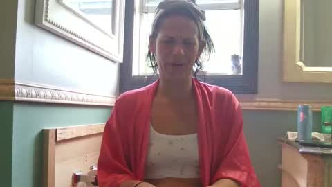 PixieLuxXx online show from April 8, 2026, 1:11 pm