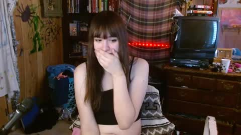 Izzy online show from February 18, 2025, 6:37 pm