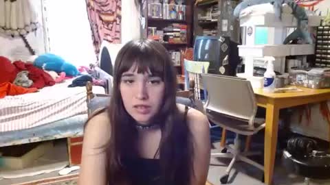 Izzy online show from May 24, 2026, 10:48 pm