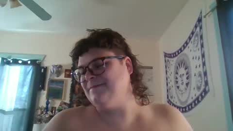 Snapshot of pizzabuttstuff chatting on December 22, 2024, 9:09 pm daddy pizza online show from December 22, 2024, 9:09 pm
