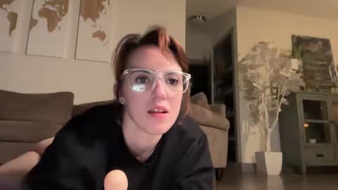 Snapshot of pkanph5555 chatting on October 12, 2025, 4:00 am PeggedBiGuy online show from October 12, 2025, 4:00 am