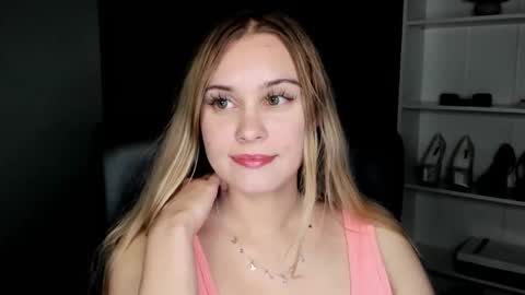 Valeria online show from May 20, 2026, 5:19 pm