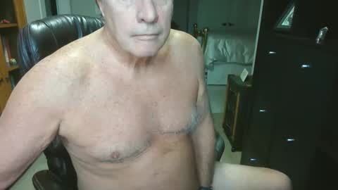 Snapshot of pleeeezeher chatting on February 23, 2026, 9:23 pm pleeeezeher online show from February 23, 2026, 9:23 pm