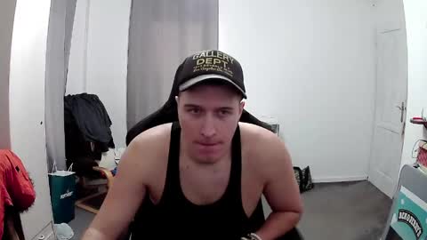 plkrisztian online show from March 22, 2026, 4:21 pm