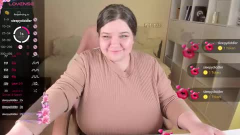 Alice online show from September 26, 2025, 7:29 pm