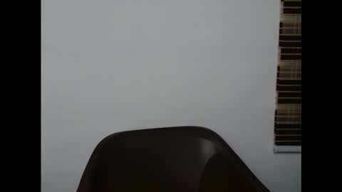 plumnjuicyx online show from October 27, 2025, 7:18 pm