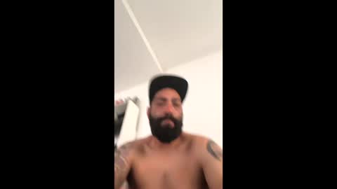 Snapshot of pmgaitan1986 chatting on April 2, 2026, 8:01 am pmgaitan1986 online show from April 2, 2026, 8:01 am