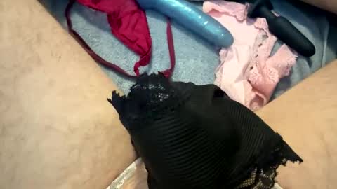 Snapshot of pnwguy888 chatting on April 15, 2026, 7:10 pm pnwguy888 online show from April 15, 2026, 7:10 pm