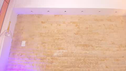 Snapshot of pocahontas_pow chatting on September 24, 2025, 3:37 pm Pocahontas online show from September 24, 2025, 3:37 pm