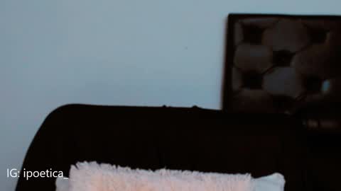 IG ipoetica  online show from December 19, 2024, 11:35 pm