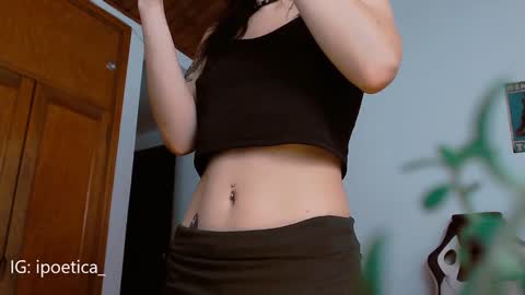 IG ipoetica  online show from January 15, 2025, 3:07 pm